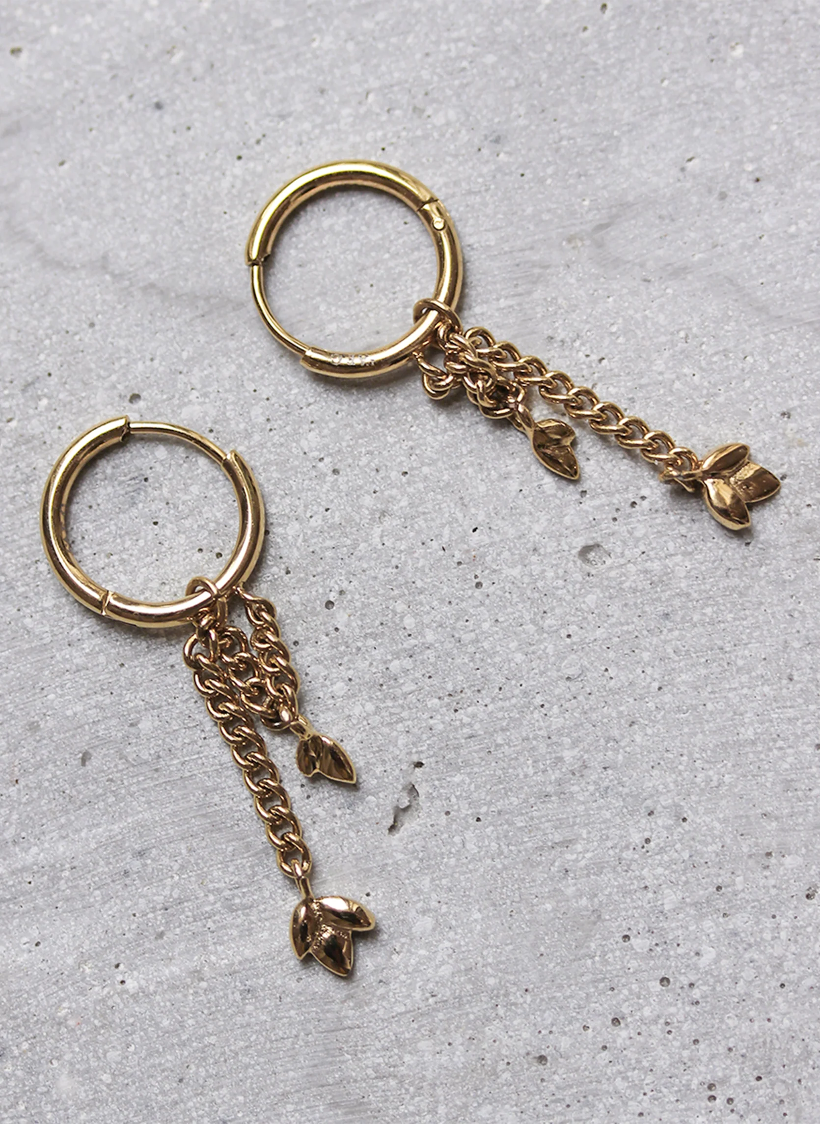 Boucles d'oreilles pendantes Astrée - Image 3