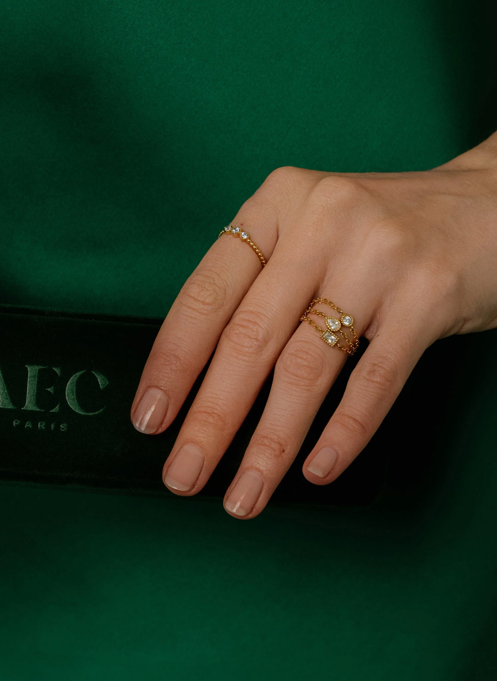 Bague chaîne Daya Rectangle Étoilée - Image 4