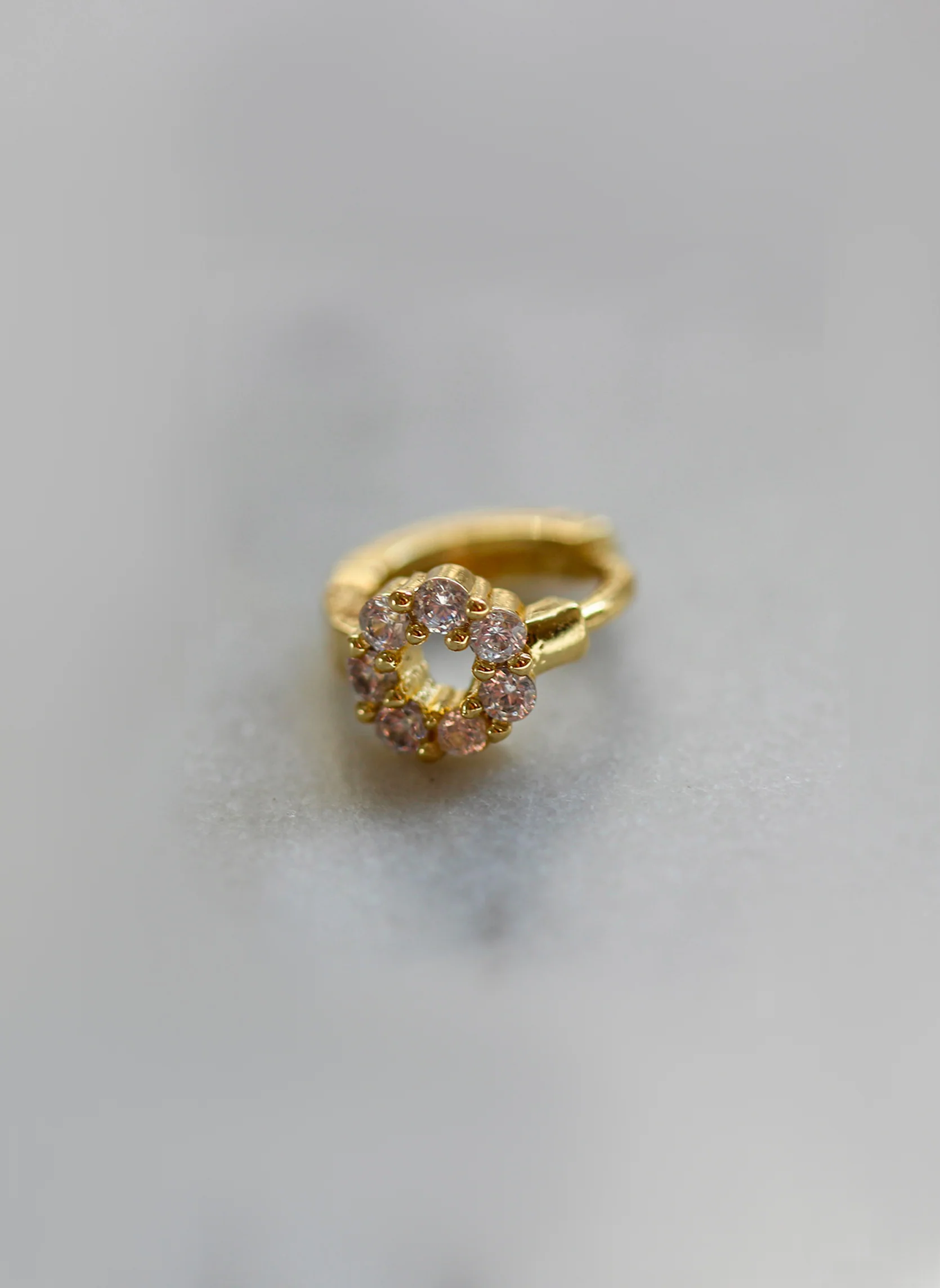 Piercing Ila Circle - Image 3