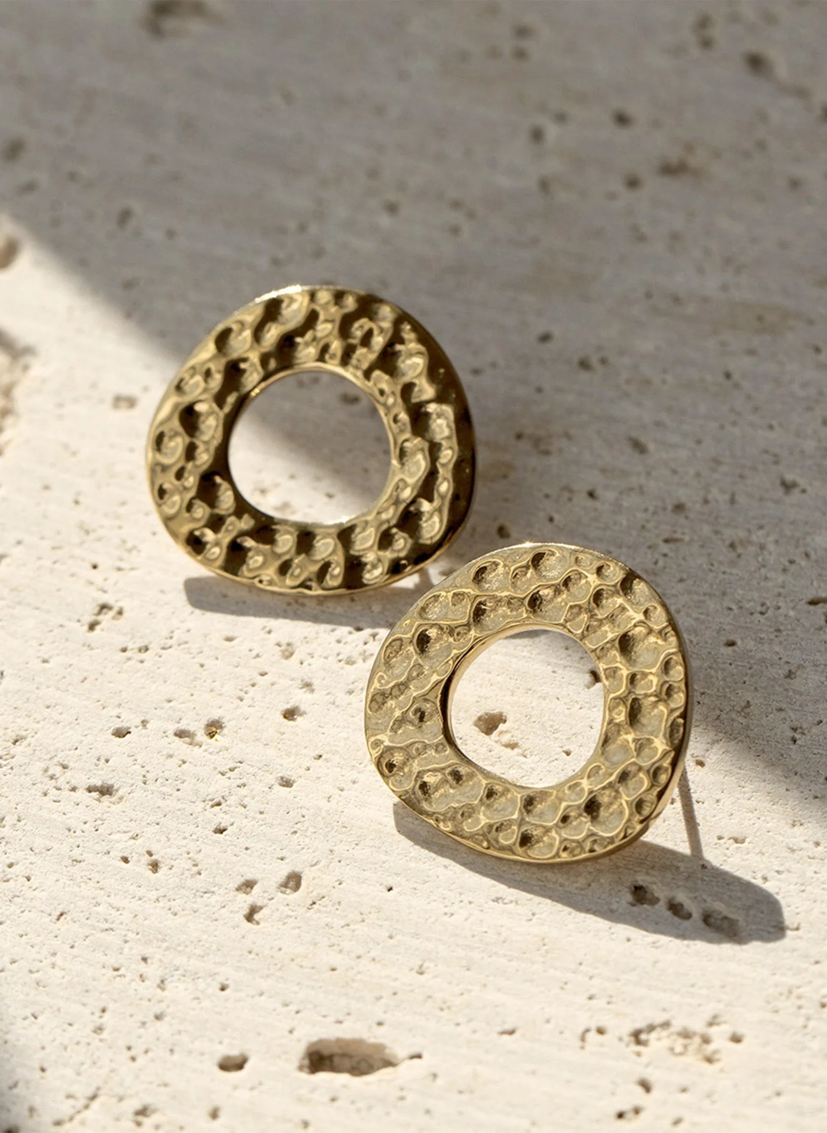 Boucles d'oreilles pendantes Love - Image 3